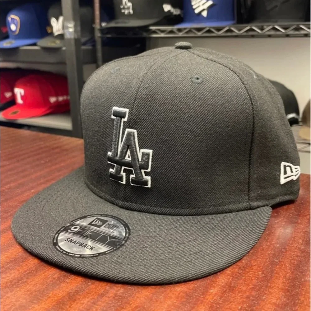 NEW ERA - MLB Baseball Hat - Los Angeles Dodgers 9FIFTY Snapback Cap - Black
